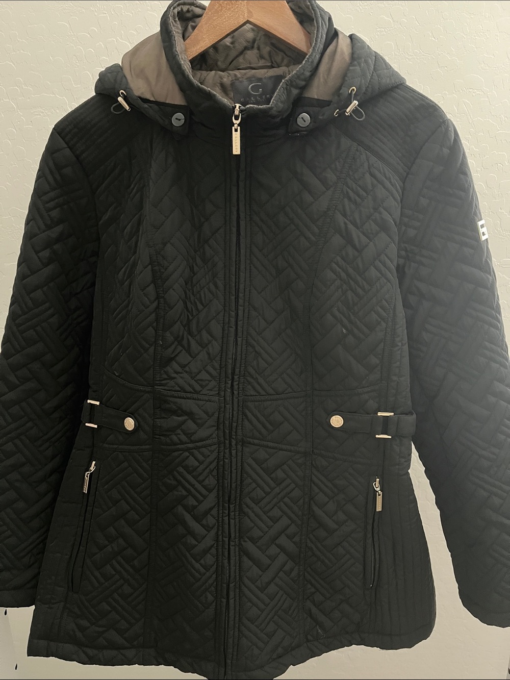 Gallery NY Black Quilted Hooded Puffer Coat